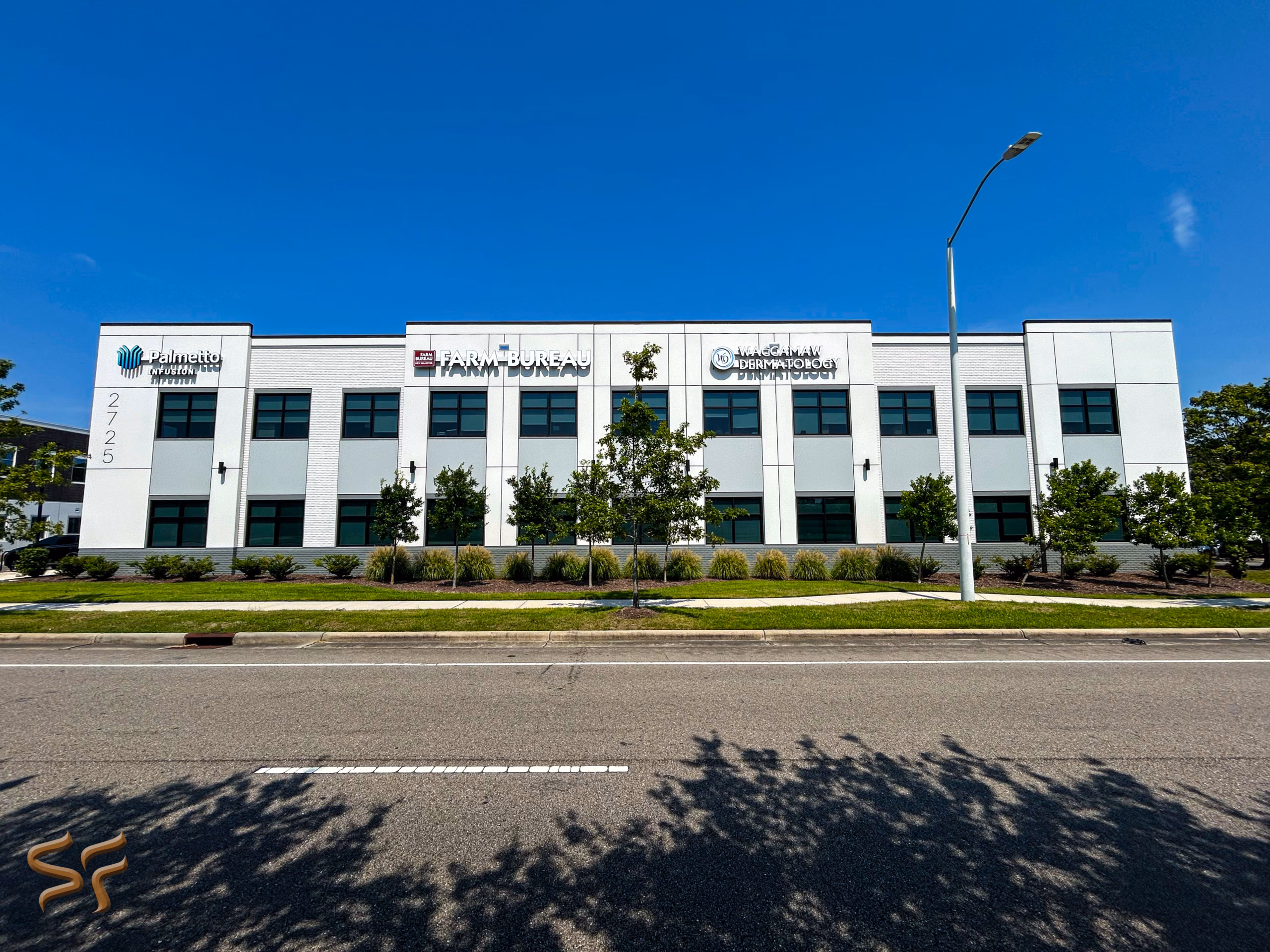 Wilmington Surgical Center entry facade charcoal brick